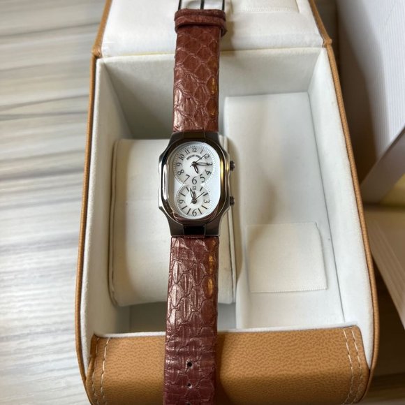 COPY - Philip Stein Women's Signature Watch - Picture 2 of 4